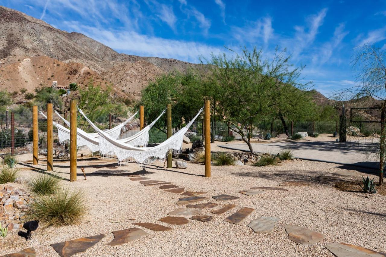 New Experience Base Camp An Exclusive Mountainside Desert Resort With 2 Pools Palm Desert Exterior photo