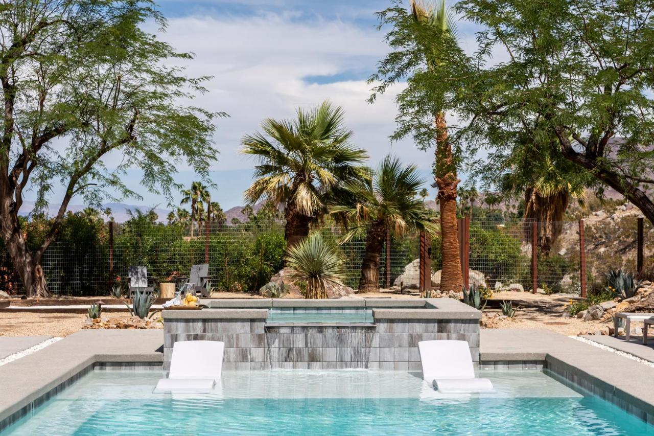 New Experience Base Camp An Exclusive Mountainside Desert Resort With 2 Pools Palm Desert Exterior photo