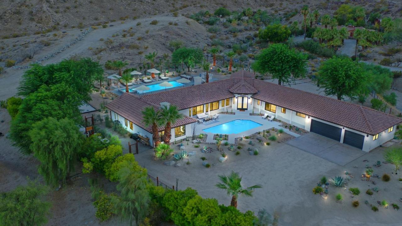 New Experience Base Camp An Exclusive Mountainside Desert Resort With 2 Pools Palm Desert Exterior photo